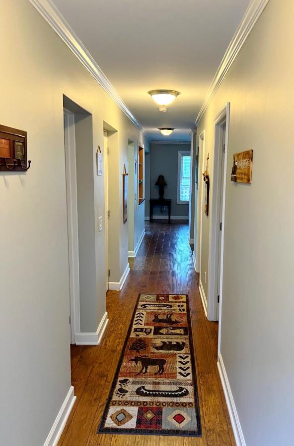 Adventure Awaits Aparthotel Beech Mountain Bagian luar foto
